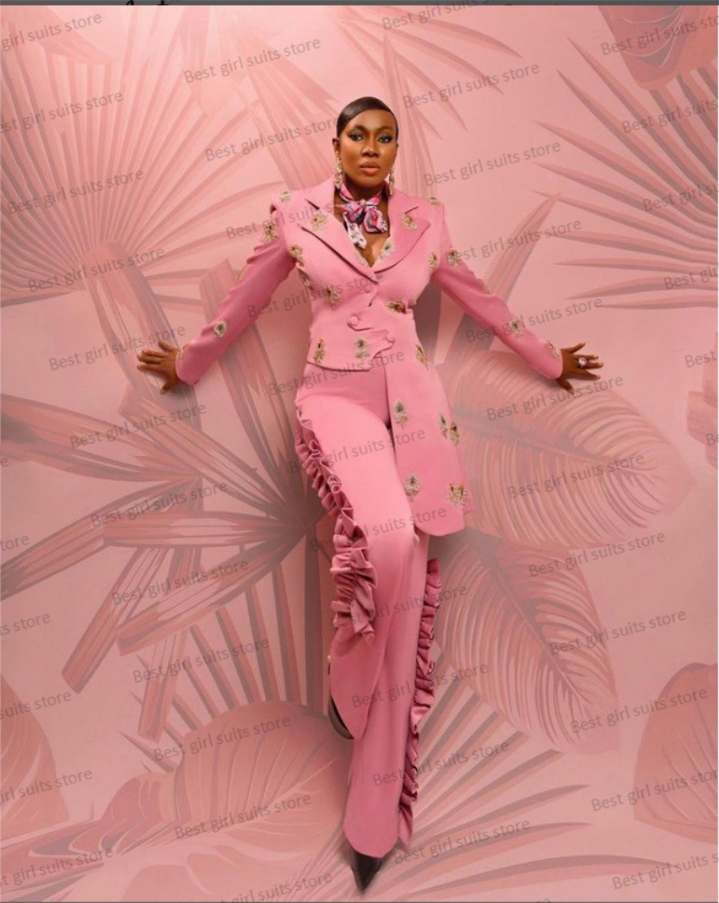 Women Formal Wear Outfits - ชุดสูทเบลเซอร์ + กางเกงผู้ชายขาสามส่วน2ชิ้นสำหรับงานแต่งงานสีชมพูเสื้อโค้ทลูกปัดชุดงานพรอมสำหรับแขกทางการ