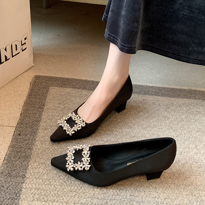รองเท้าส้นสูงหัวแหลมผ้าซาตินสี - Women Formal Wear Heels บทวิจารณ์และราคา