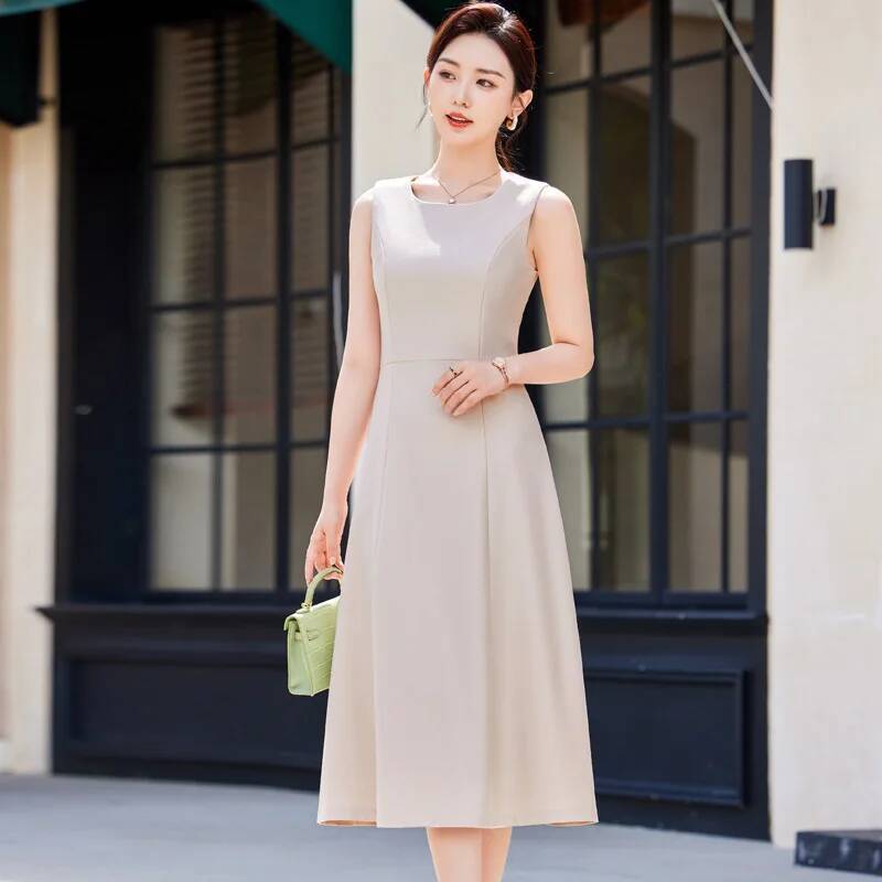 ชุดสูททำงานผู้หญิงแบบเป็นทางกา - Women Formal Wear Interview บทวิจารณ์และราคา